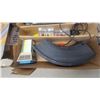 Image 9 : Aurora AFX Ultra 5 Grand Défi Slotless Race Track Set, 2 Cars, Controllers
