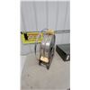 Image 5 : Vintage Index Card Rolodex and 2-Drawer Metal Index Card File Cabinet