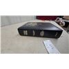 Image 2 : Holy Bible King James Version Family Heritage Generations Edition by World