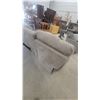 Image 7 : Light Gray Reclining Sofa with Center Console, 2 Cupholders, and 2 USB Ports 75” wide