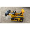 Image 1 : CAT Ride-On Skid Steer Loader with Bucket and Two Plastic Rocks and Charger