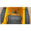 Image 5 : CAT Ride-On Skid Steer Loader with Bucket and Two Plastic Rocks and Charger