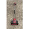 Image 5 : Suncast Hose Reel Cart and Toro Power Shovel