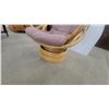 Image 2 : Rattan Swivel Chair with Mauve Cushion
