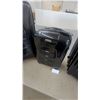 Image 3 : Samsonite Black Hardside Spinner Luggage Set: 3 Pieces