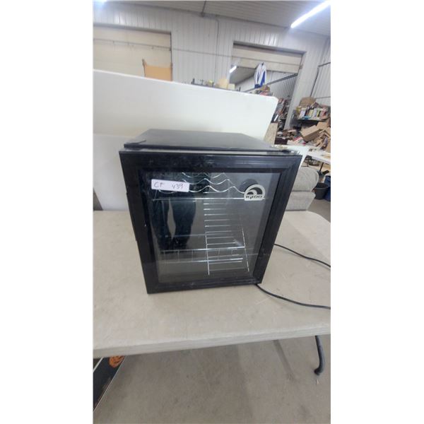 Igloo Wine Cooler, Model: FRW152, and Power Cord 19”×17”×19”