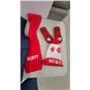 Image 2 : HBC Official Outfitter '06 Olympic Vest XL/TG, Scott Scarf, Hat, and Mittens