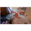 Image 1 : Oak Round Dining Table with Pedestal Base and 2 Leaves