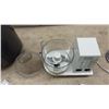 Image 9 : Ninja Max Air Fryer and Proctor Silex 2-Speed Pulse Food Processor with 6-Cup Bowl