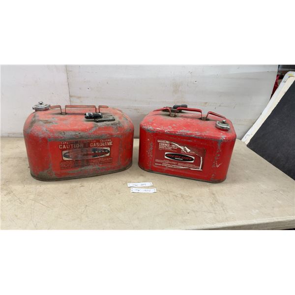 Two Mercury Marine 5 Gallon Outboard Motor Fuel Tank