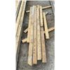 Image 1 : 8Pcs of 5ft 2 × 4s