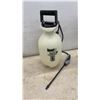 Image 3 : Roundup Green Cross Multi-Purpose 1 Gallon Sprayer and 2 Expert Gardener Square Pattern Sprinklers