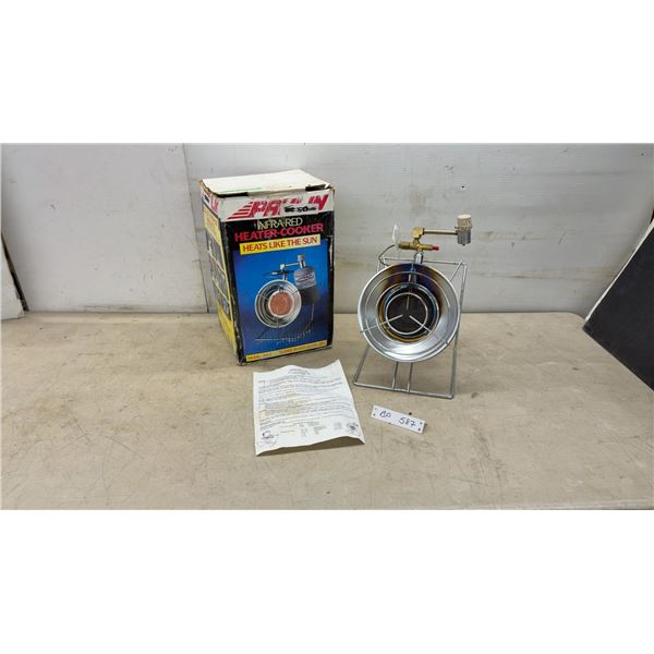 Paulin Model 3000 Infra-Red Heater-Cooker, 12,000/10,000/8,000 BTU, with Box and Manual