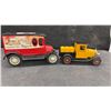 Image 5 : 1920 International Truck Bank and 1928 Chevrolet 1/2 Ton Pickup Diecast