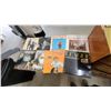 Image 9 : Collection of 52 Vinyl Records: John Conlee, Fats Domino, Buddy Knox, Neil Sedaka