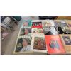 Image 5 : 70 Large Lot of Vintage Vinyl Records: Vera Lynn, Julie Andrews, Jose Feliciano