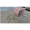 Image 3 : RCA Victor Pink Clock Radio and Power Cord, Model 224