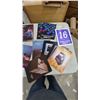 Image 9 : Jukebox Collector Magazines, Jukebox Restoration Guide, and Camera Arts Magazine. Brochures manuals
