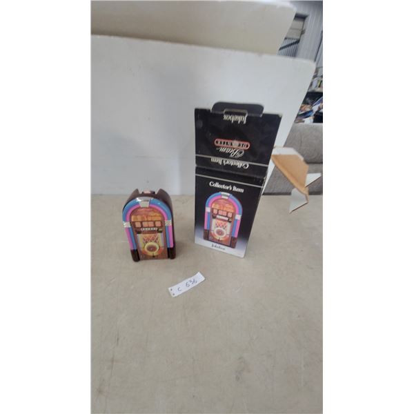 Jim Beam Collector's Item Jukebox Decanter and Original Box