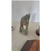 Image 3 : Assorted Decorative Items: Bear Paw Ashtray, Ceramic Duck Planter, Carved Wood Grape Panel