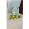 Image 15 : Hallmark Kiddie Car Classics Collection