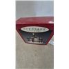 Image 3 : Hallmark Keepsake Ornament The Beatles "Beatlemania" Commemorative Set in Box