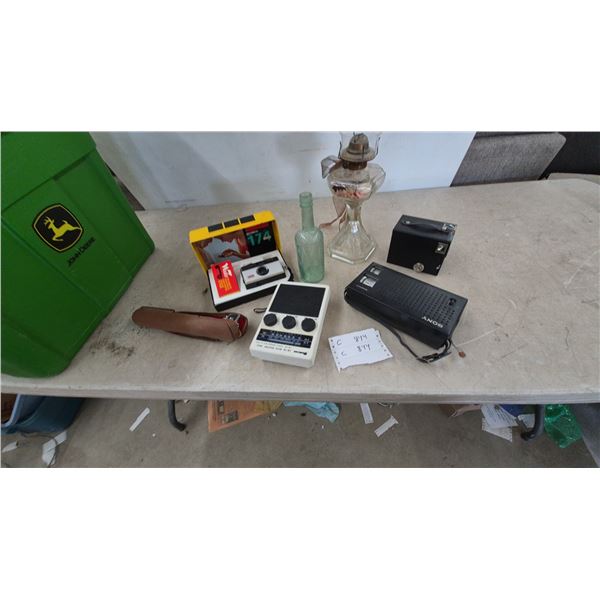 Vintage Radios, Cameras, and Oil Lamp Lot