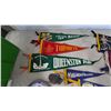 Image 4 : Hockey Memorabilia and Vintage Pennants: Wayne Gretzky Plate, Mark Scheifele Bobblehead
