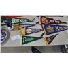 Image 5 : Hockey Memorabilia and Vintage Pennants: Wayne Gretzky Plate, Mark Scheifele Bobblehead