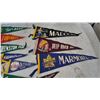 Image 6 : Hockey Memorabilia and Vintage Pennants: Wayne Gretzky Plate, Mark Scheifele Bobblehead