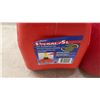 Image 4 : 3 Plastic Gasoline Containers