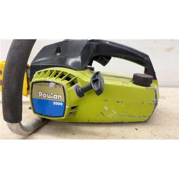 Poulan 2000 Gas-Powered Chainsaw, 33cc and Vise