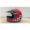 Image 3 : Polaris Red Full-Face Motorsport Helmet with Checkered Flag Graphics and DOT Certification