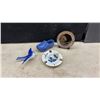 Image 10 : Ceramic Giraffe Figurines, Delft, Frog Decor, Scottie Dog, Occupied Japan Donkey Cart