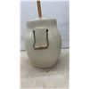 Image 5 : Medalta Potteries Ltd. 3 Gallon Imperial Stoneware Butter Churn with Wooden Dasher