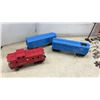 Image 6 : Lionel Lines O Gauge Train Lot: Lehigh Valley Car, Tank Car, and Locomotive