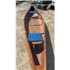 Image 4 : 17ft Cedar Canoe with Two Woven Blue Seats (Has a Hole in it)