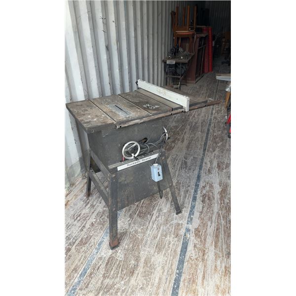 Rockwell/Beaver Table Saw with GE 1 HP AC Motor, 115/230V, 3450 RPM, and Fence