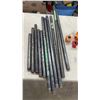 Image 4 : Assorted Pipe Clamps and Threaded Pipe Pieces