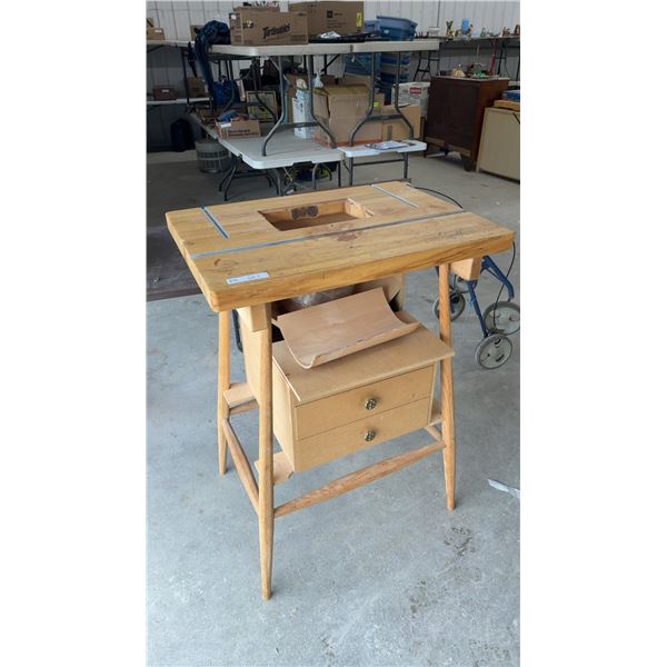 Router Table with Freud Ogee Bit, Router Bits, Wrenches