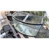Image 5 : Aquarium Lot: 3 Glass Aquariums, 1 Curved Front Aquarium, Filters