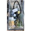 Image 6 : Aquarium Lot: 3 Glass Aquariums, 1 Curved Front Aquarium, Filters