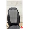 Image 2 : ObusForme Massaging Back and Seat Cushion with Heat and Wired Remote