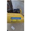 Image 3 : Power Fist 2 HP 4.6 Gallon Twin Stack Compressor with Gauges and Hose