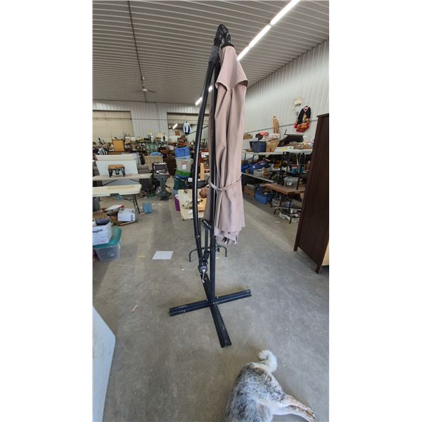 Cantilever Patio Umbrella with Cross Base and Tie Strap