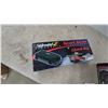 Image 5 : Dickies Protect Seat Covers and Sidewind Snowmobile Sport Series Clutch Bag