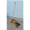 Image 1 : Heavy-Duty Hydraulic Floor Jack