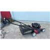 Image 6 : Craftsman Push Lawn Mower with Kohler OHV Engine and Dust-Blocker Grass Bag