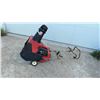 Image 6 : Toro Power Shovel Single-Stage 2-Stroke Snowblower, Missing a Wheel