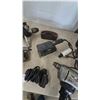 Image 3 : Assorted Power Tools: Black and Decker Drills and Sanders, Craftsman Sander